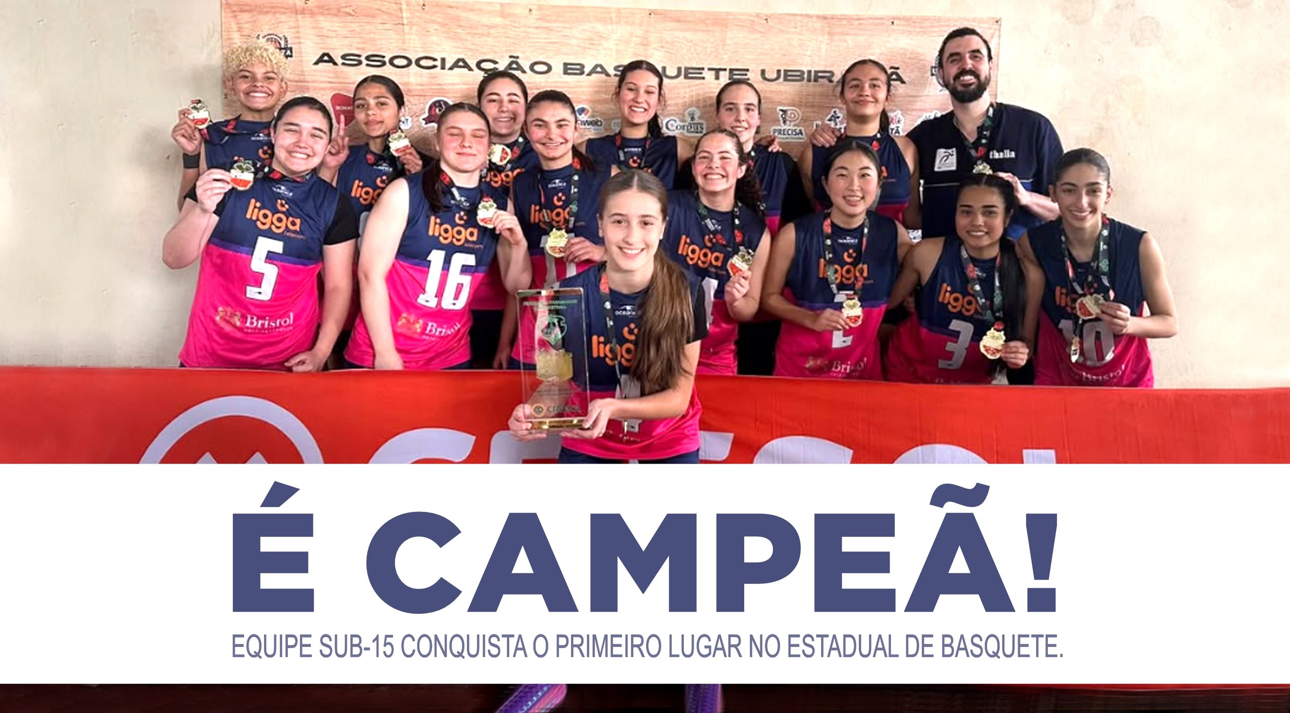 É CAMPEÃ\